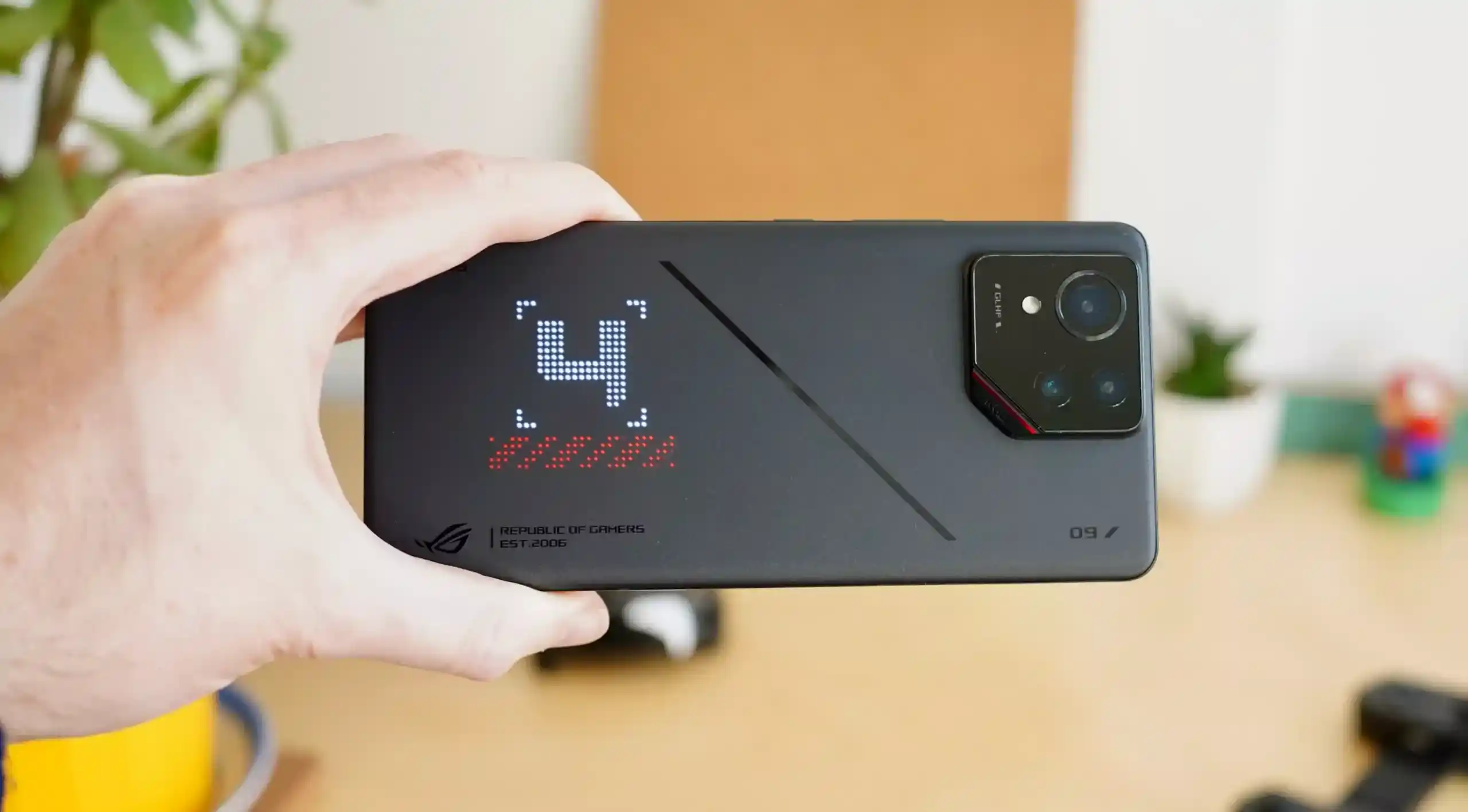Fitur Baru ASUS ROG Phone 2025 yang Bikin Gamer Ketagihan