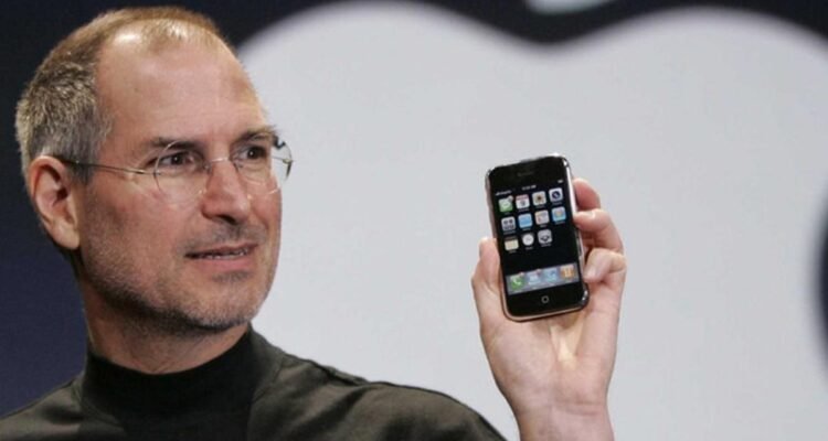Seri Apple Pertama yang Mengubah Dunia Teknologi Selamanya
