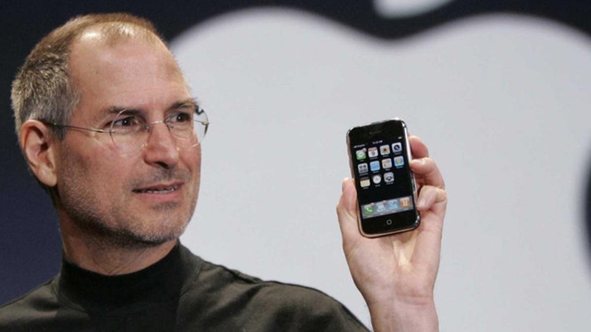 Seri Apple Pertama yang Mengubah Dunia Teknologi Selamanya