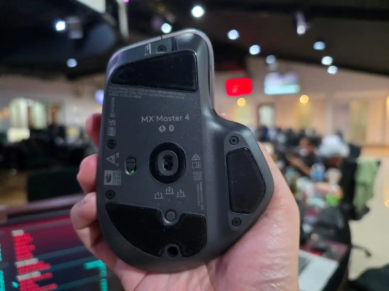 Logitech MX Master 4, Mouse Produktivitas Baru 2026 yang Bikin Kerja Lebih Serius