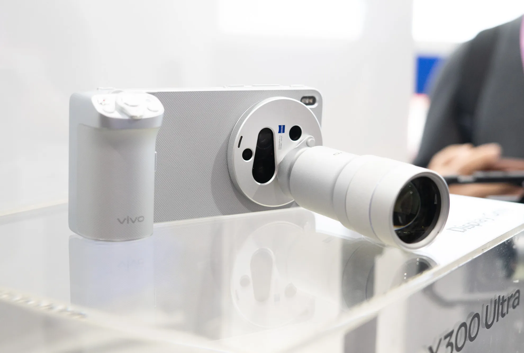 Vivo X300 2026, Harga dan Spesifikasi Kamera ZEISS 200 MP yang Jadi Andalan